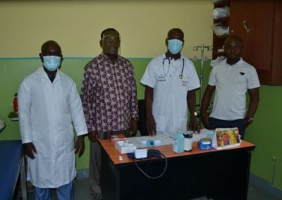 Elfenbeinküste: Krankenstation Centre Scolaire St. Marcellin Champagnat