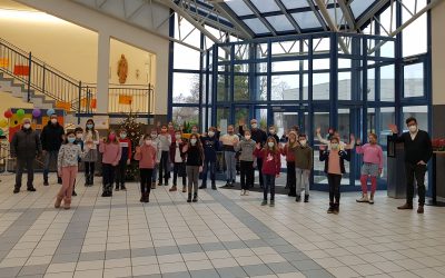 Students of the Maristen-Gymnasium Furth collect for Haiti
