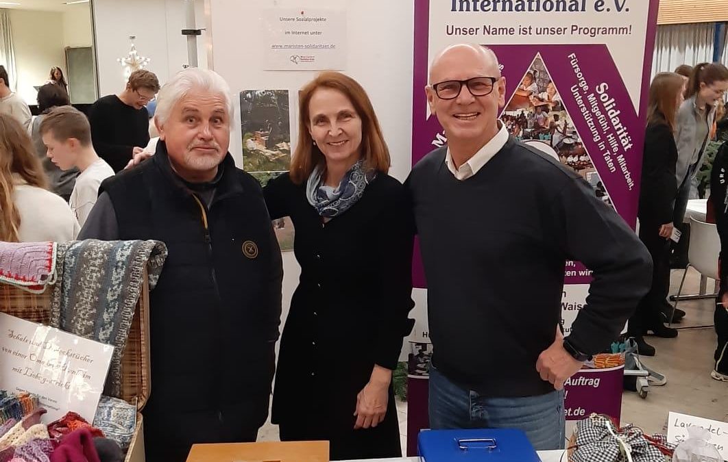 Weihnachtsmarkt am Maristen-Gymnasium in Furth